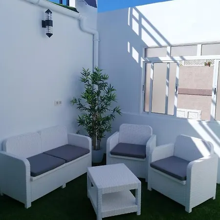 Spacious In Palmas De Gran Canaria 140 M² Parking Included